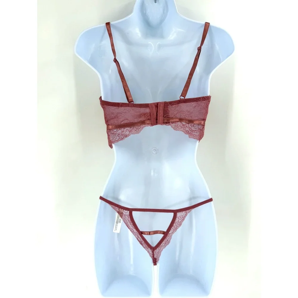 NWOT Yandy Lingerie Women Medium Mauve Lace Strappy Cage Bra‎ G-String Romantic